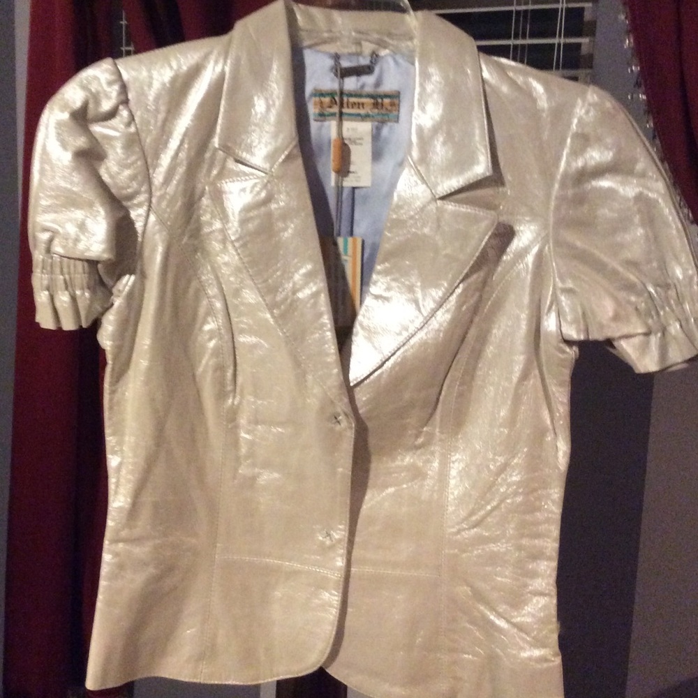 Rare! Alan B cream/silver pearl color leather coat